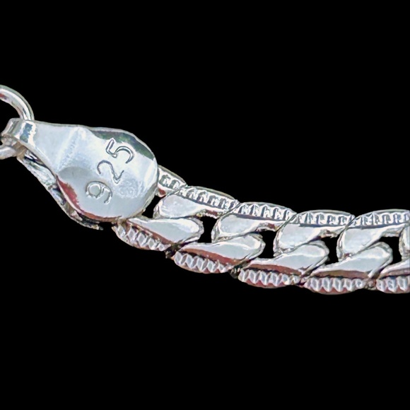 Silver Plate Chain Flat Side Bracelet 8" 925 Stamped Pretty Delicate NWOT - Picture 5 of 13